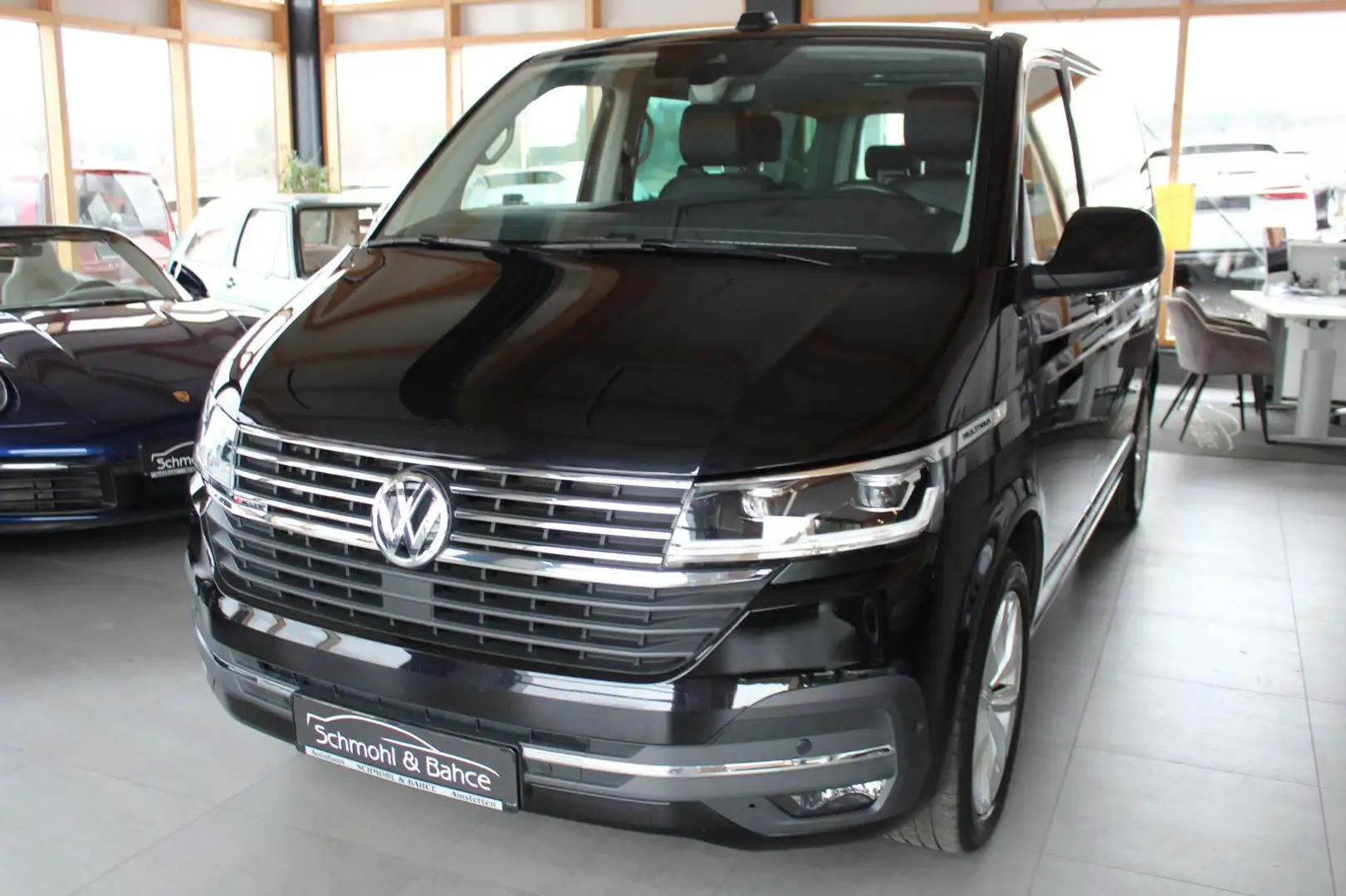Volkswagen T6 Multivan T6.1 Multivan 2.0 TDI DSG Generation Six 4Mo Schwarz - 1