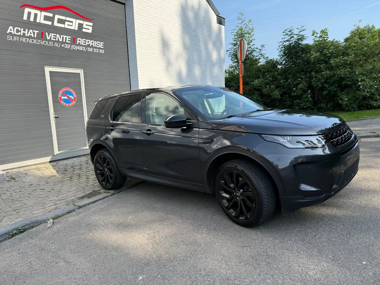 Land Rover Discovery Sport 2.0 TD4 MHEV 4WD SE/14800€HTVA /NETTO Grijs - 2