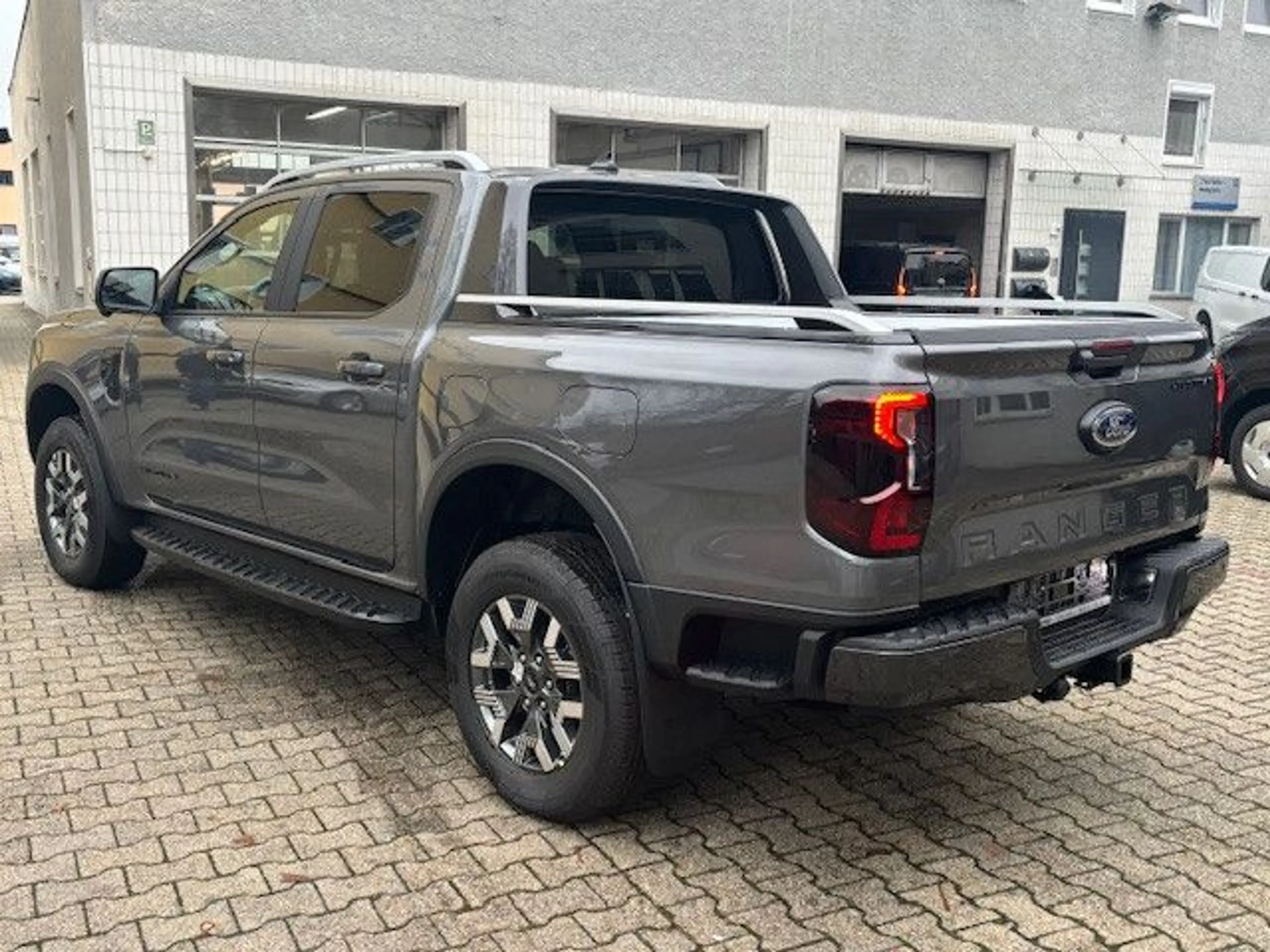 Ford Ranger 2.3 EcoBoost PHEV e-4WD DoKa Wildtrak*ACC — photo 6