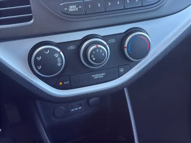 Kia Picanto view 12