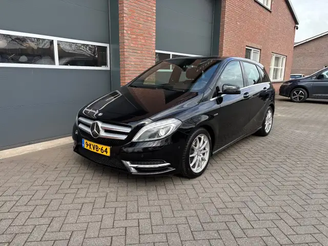 Mercedes-Benz 180 AMBITION