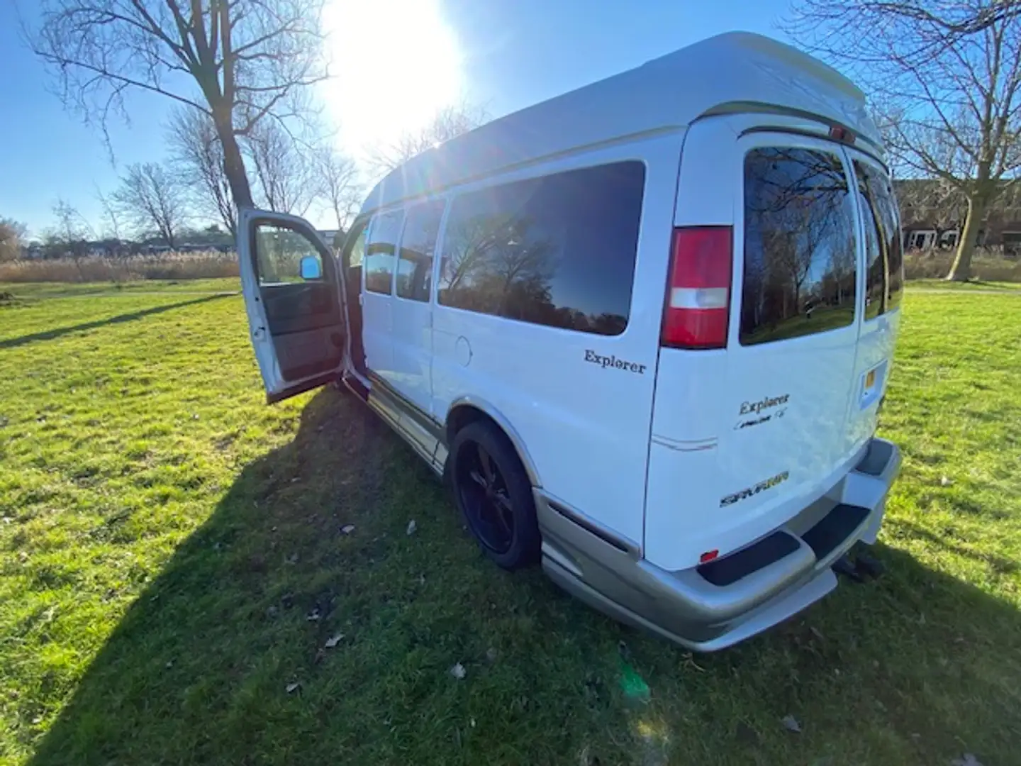 GMC Savana Savana Explorer Weiß - 2