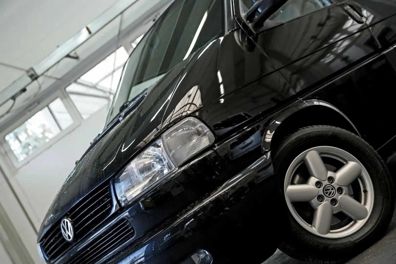 Volkswagen T4 Multivan Leder Klimaaut.Standhzg.7Sitze AHK Чорний - 2