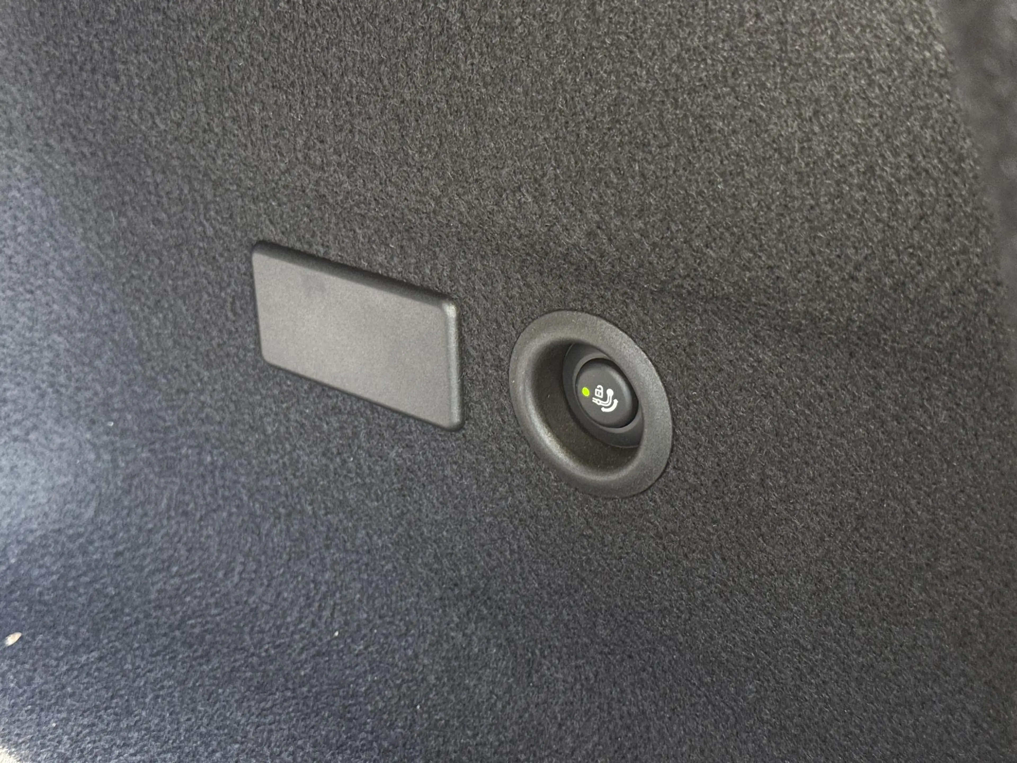 BMW iX3 40 eDrive 83 kWh — photo 13