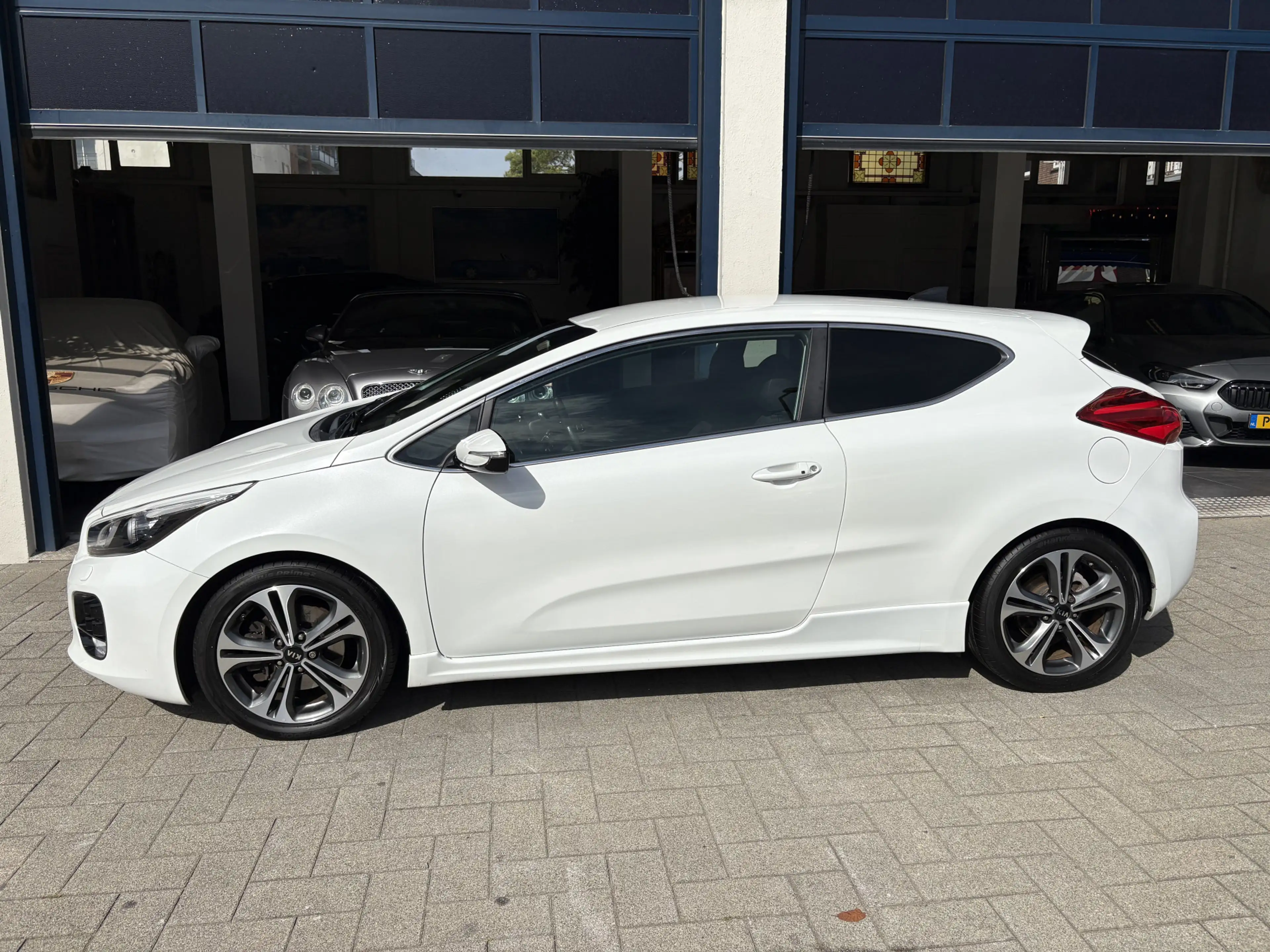 Kia ProCeed / pro_cee'd 1.0 T-GDi GT-Line COUPE 1 EIGENAAR/DEALER O.H/NIEU — photo 2