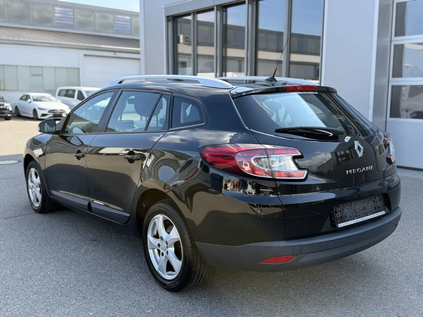 Renault Megane Grandtour TCe 130 Dynamique* N A V İ. ** Schwarz - 2
