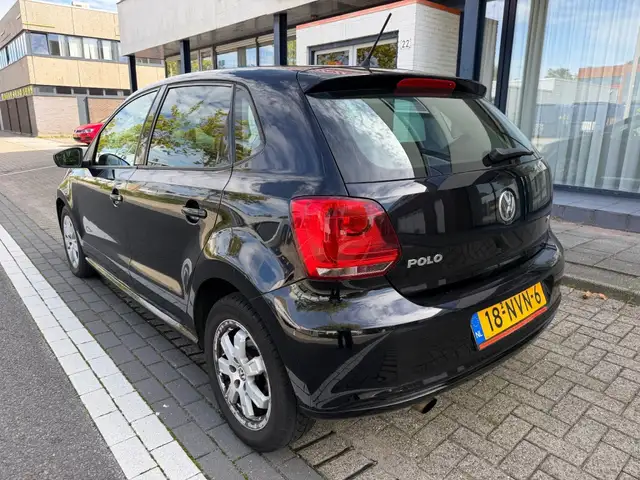 Volkswagen Polo view 8
