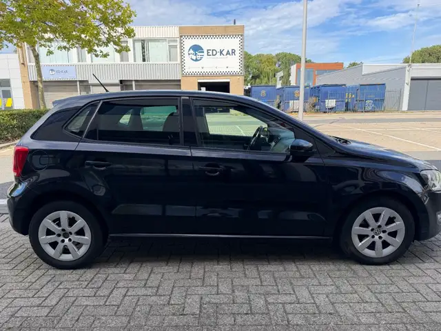 Volkswagen Polo view 14