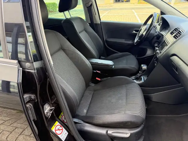 Volkswagen Polo view 10