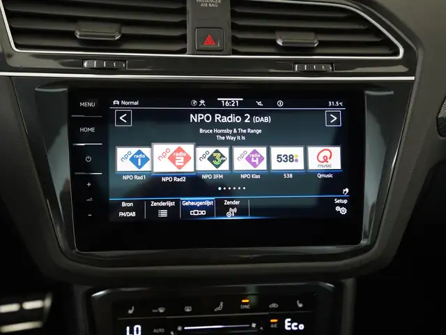Volkswagen Tiguan view 17