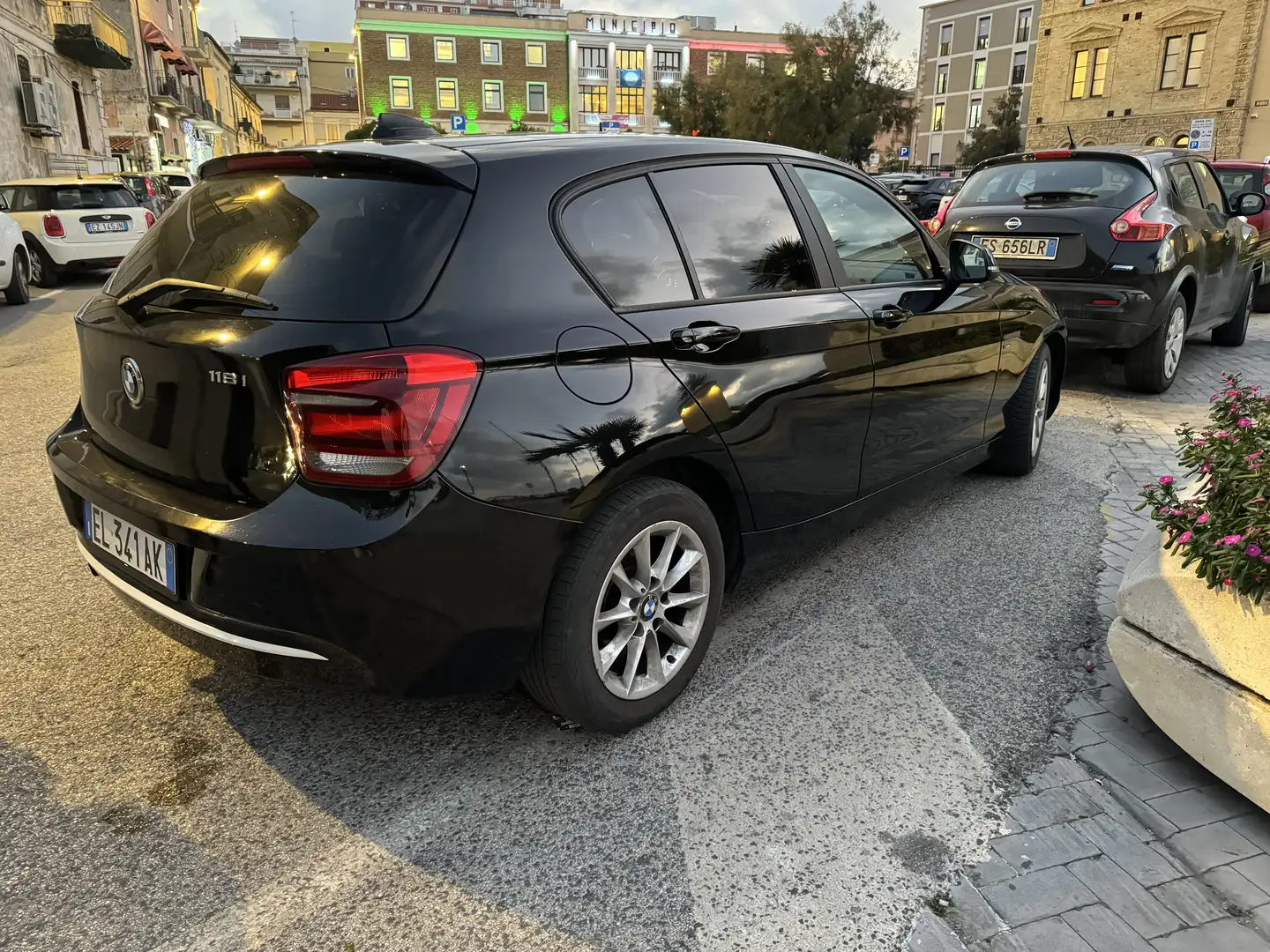 BMW 118 118i 5p Urban - 2