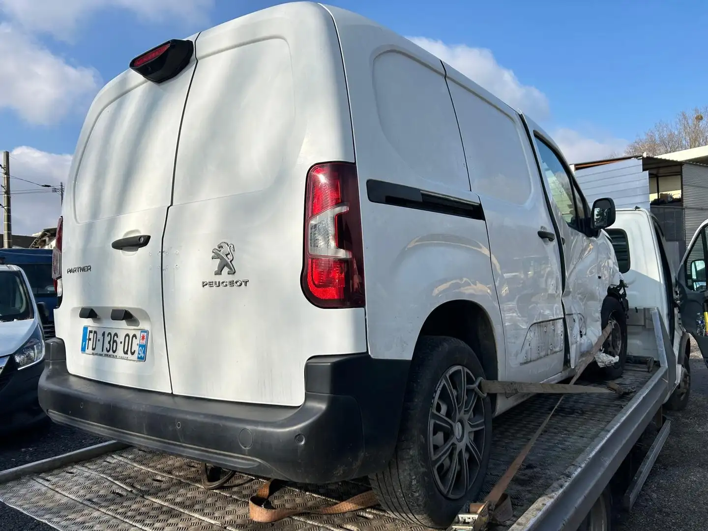 Peugeot Partner 1.5 BLUE HDI -16V TURBO Blanc - 1
