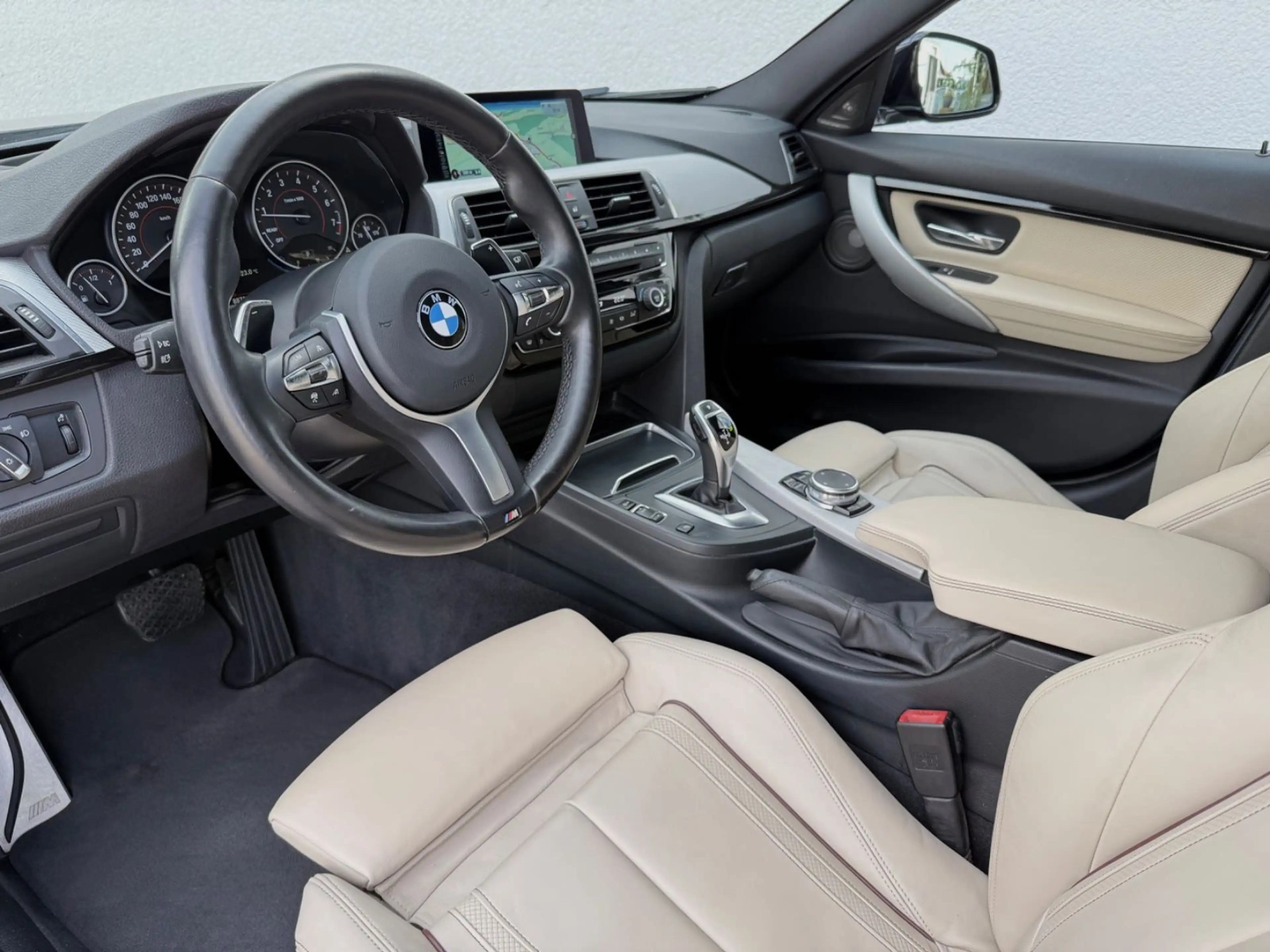 BMW 340 i xDrive Touring M-Paket Leder HUD h/k PANO — photo 10