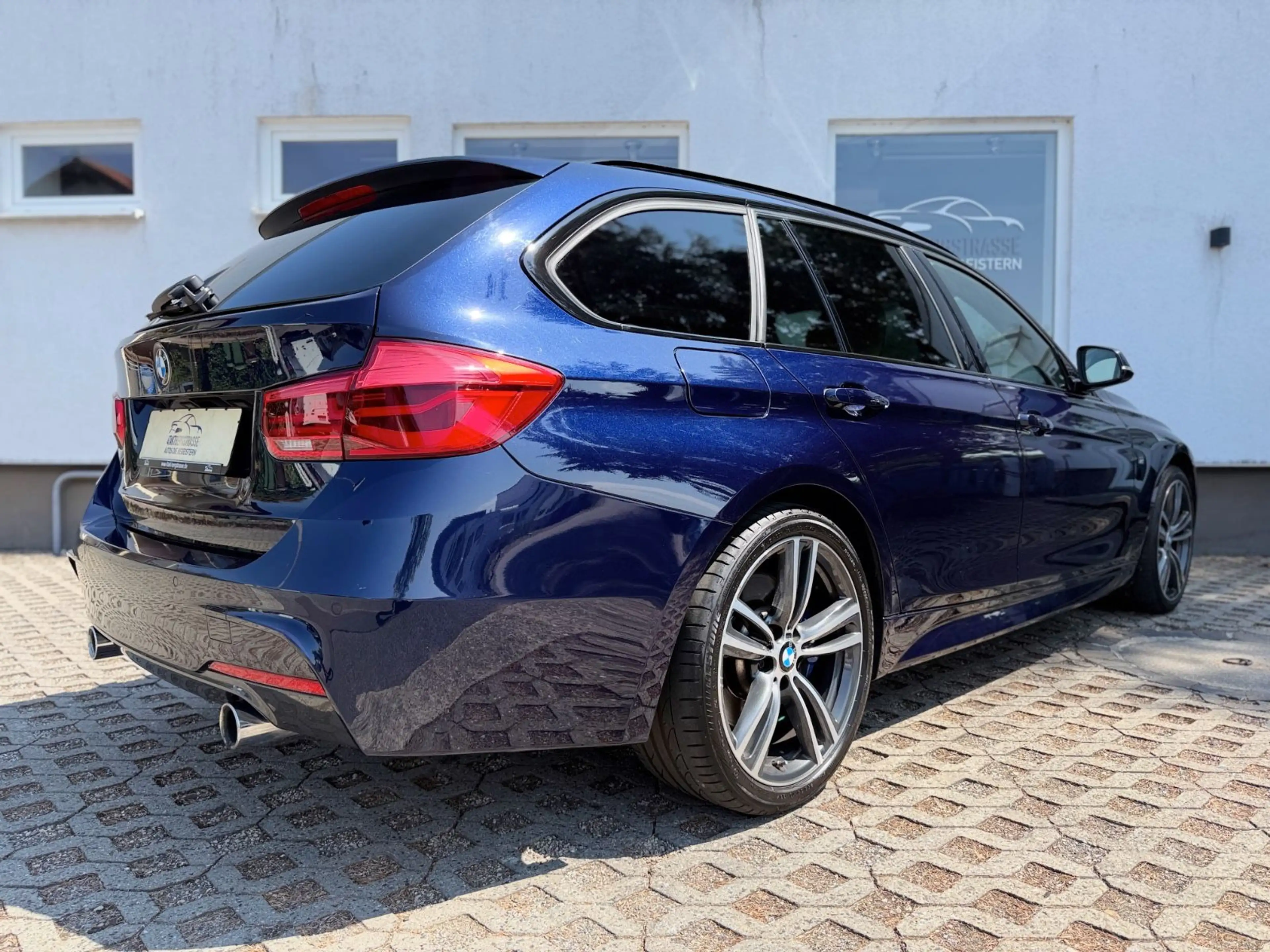 BMW 340 i xDrive Touring M-Paket Leder HUD h/k PANO — photo 7
