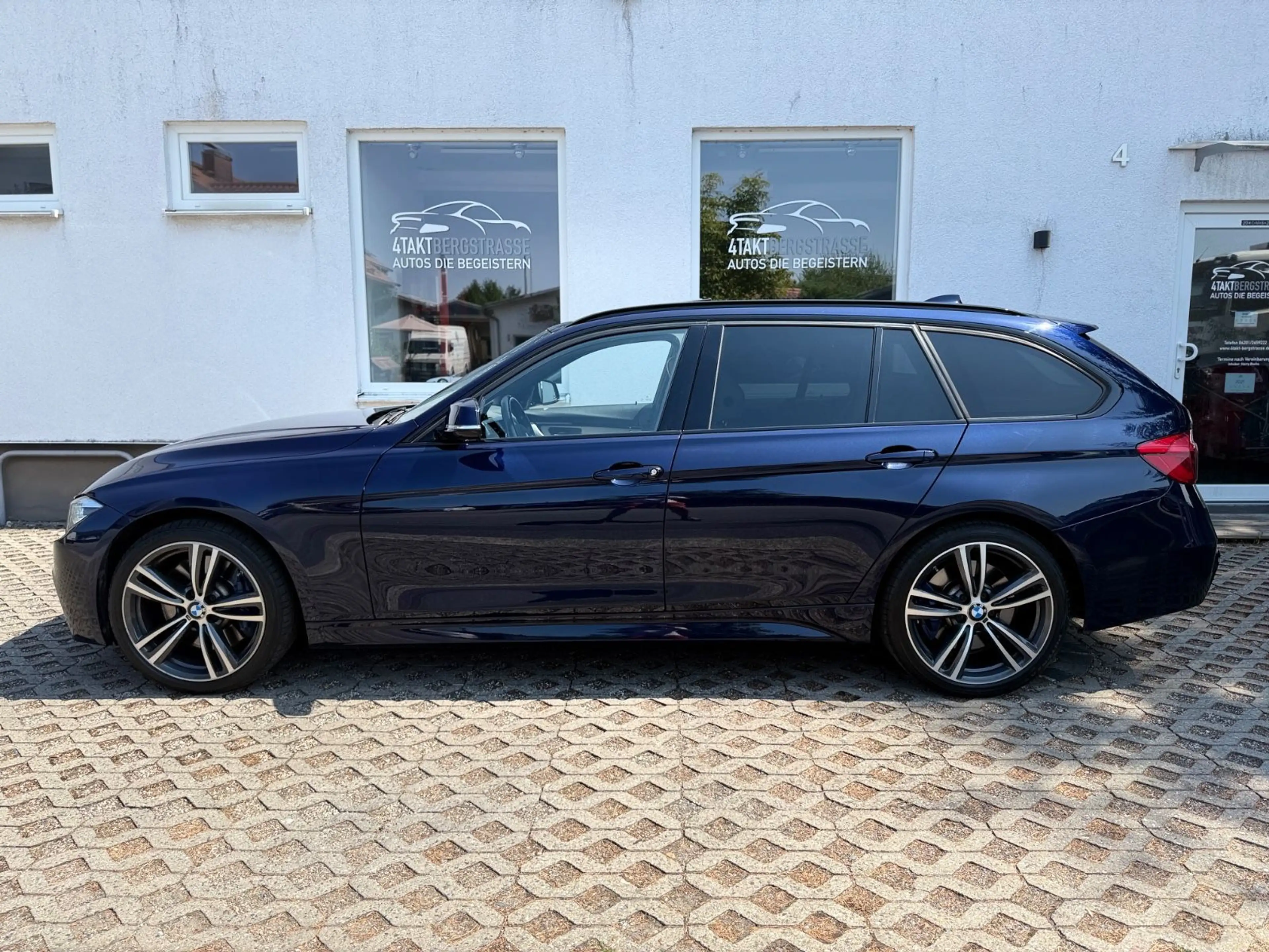 BMW 340 i xDrive Touring M-Paket Leder HUD h/k PANO — photo 5