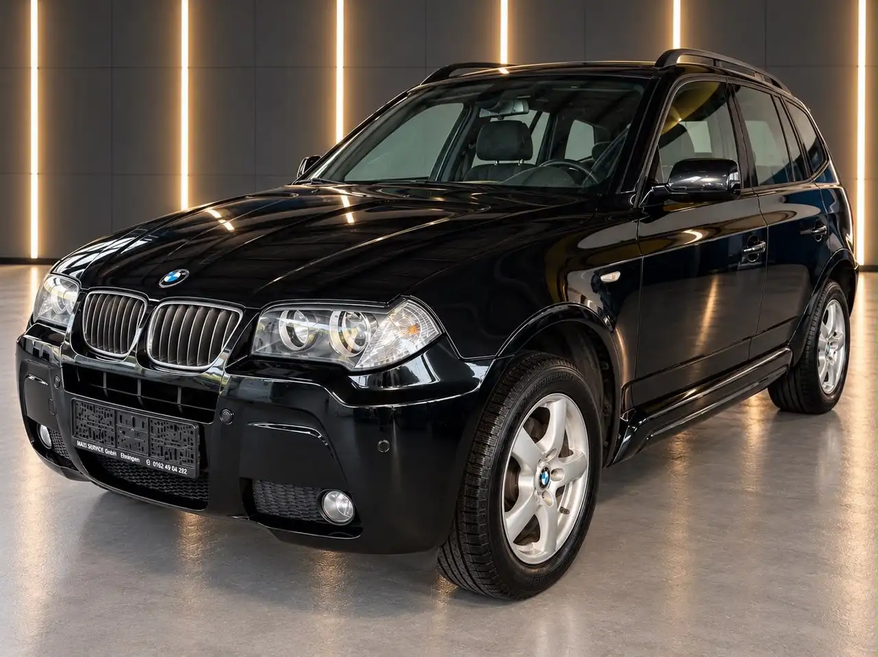 BMW X3 xDrive 20 d M-Sport *PANO*NAVI*SHZ*AHK*KLIMA*
