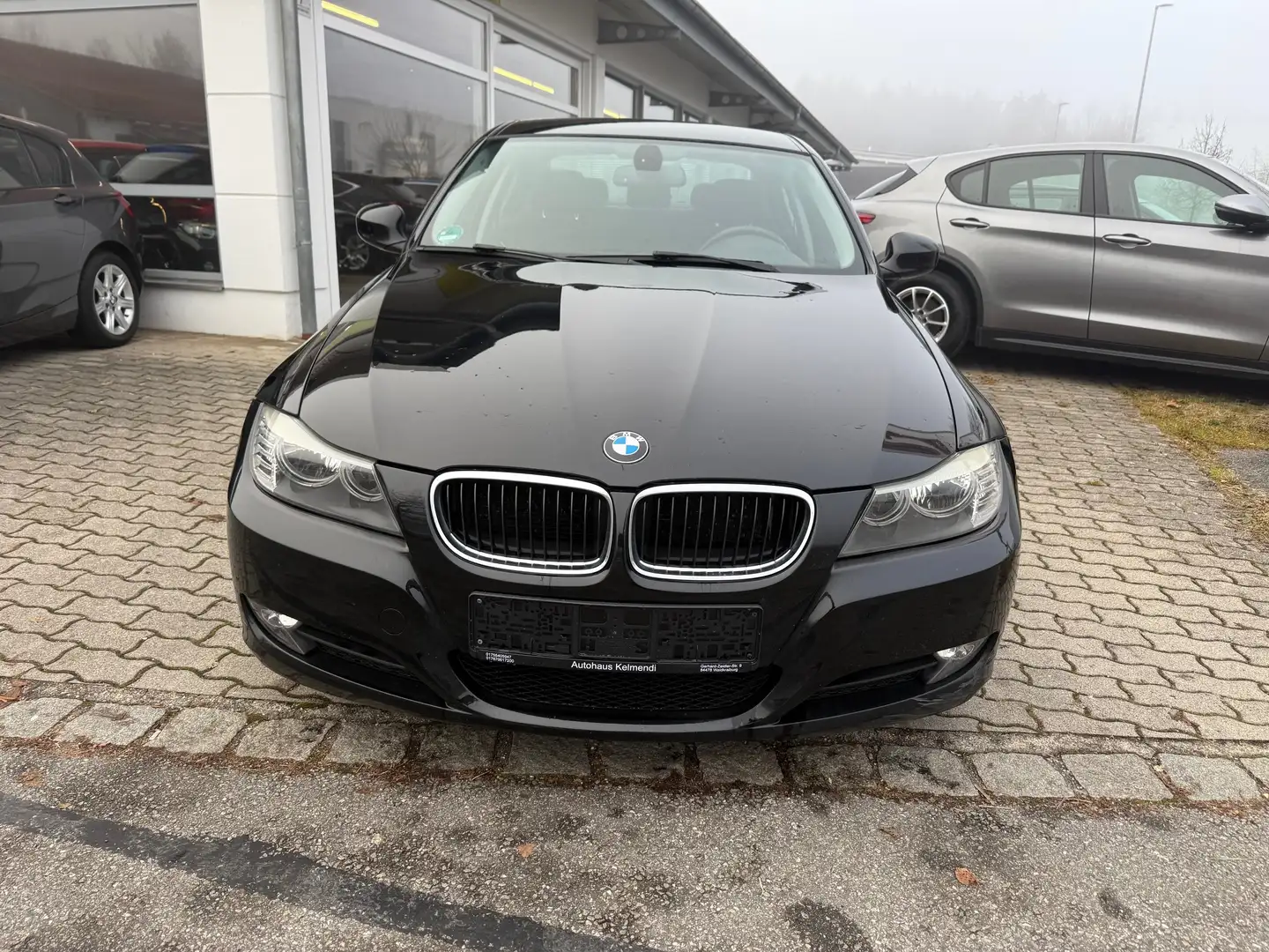 BMW 318 318i - TÜV 01.2027. - Schwarz - 2