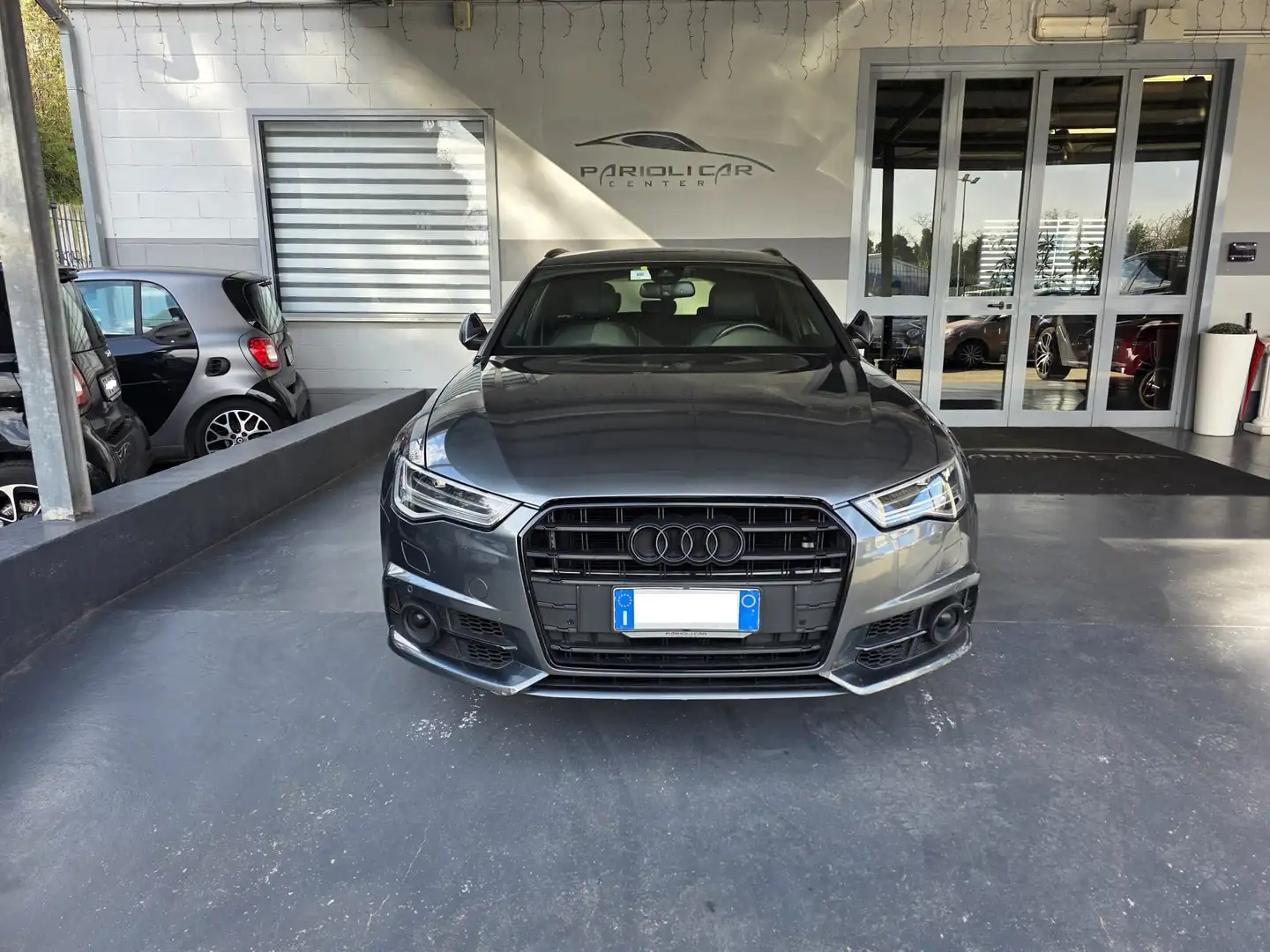 Audi A6 A6 Avant 2.0 tdi ultra Business 190cv s-tronic Gris - 1