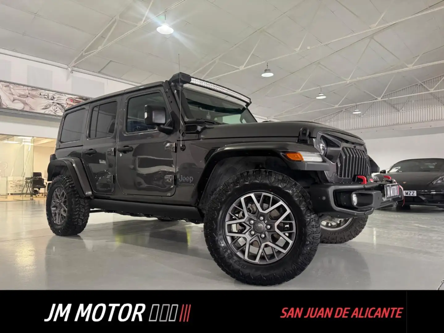 Jeep Wrangler Unlimited 2.0 4xe 80 Aniversario 8ATX 280KW Gris - 1