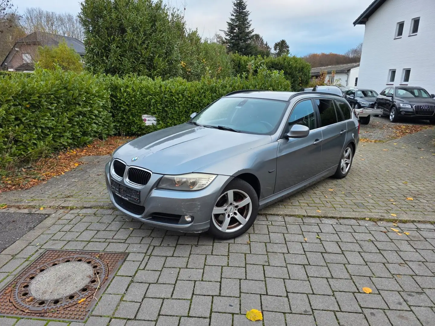 BMW 318 d Touring Euro5 Leder Grau - 2