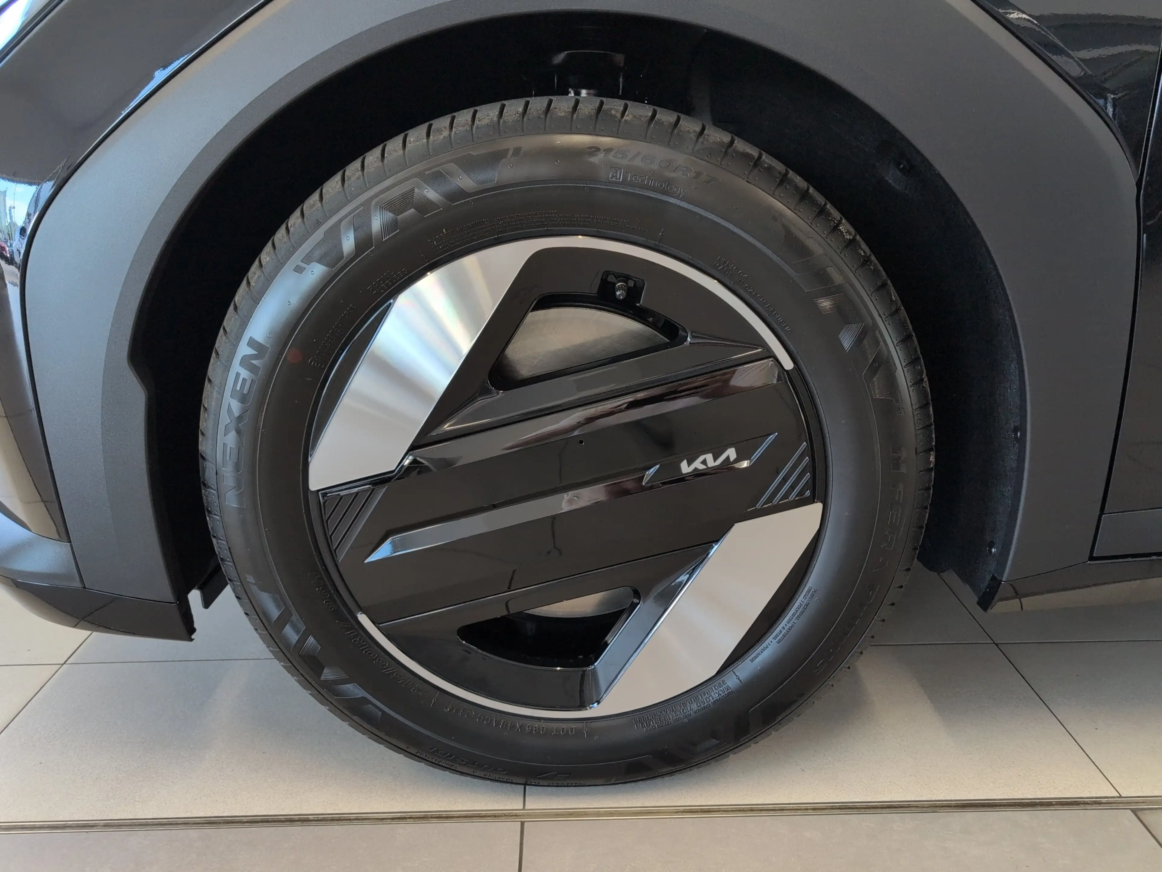 Kia EV4 Earth 81.4-kWh FWD Upgrade Technology — photo 7