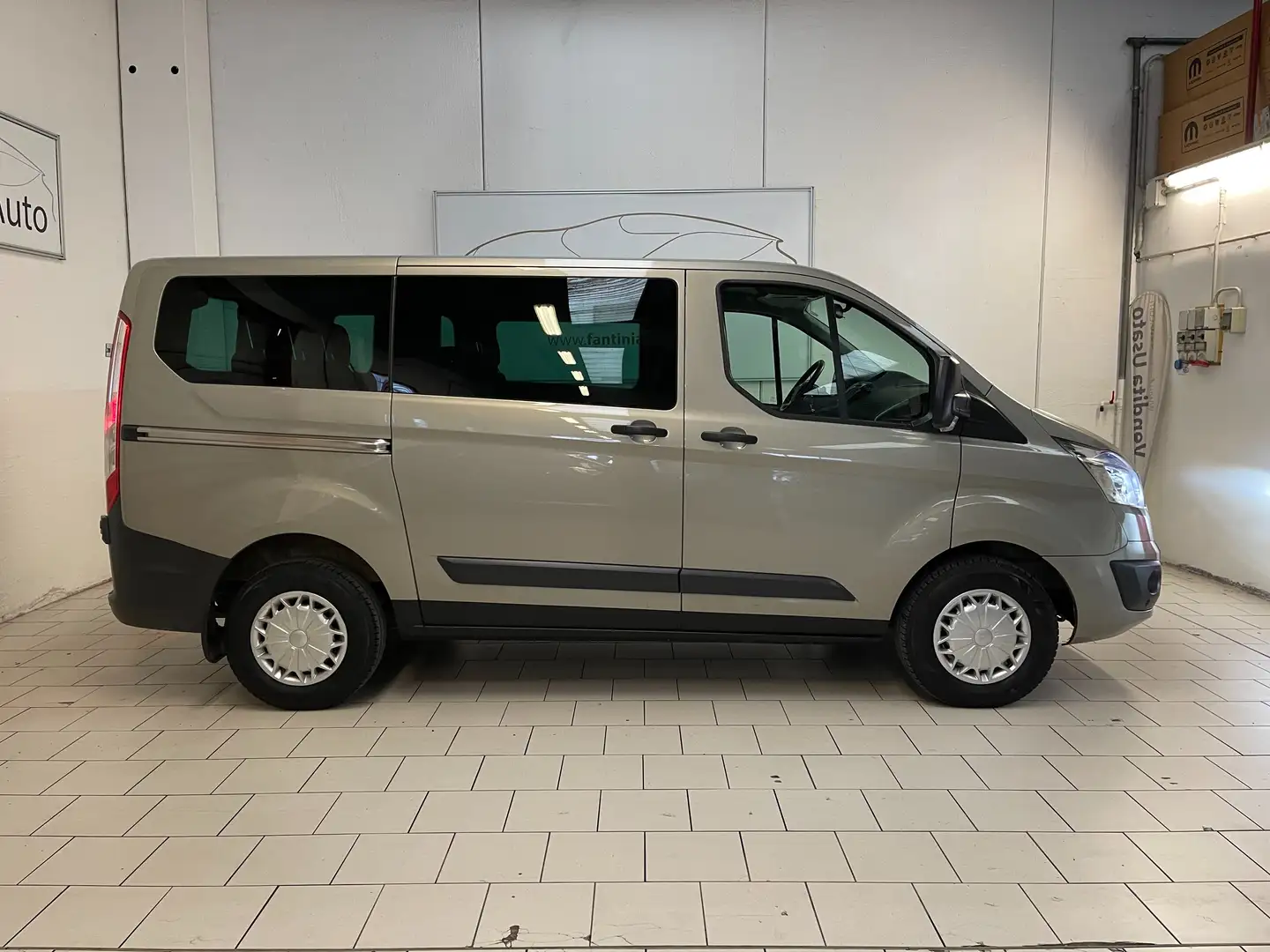 Ford Transit Custom L1H1 9 Posti-PREZZO IVA COMPRESA-LEGGI SOTTO Срібний - 2