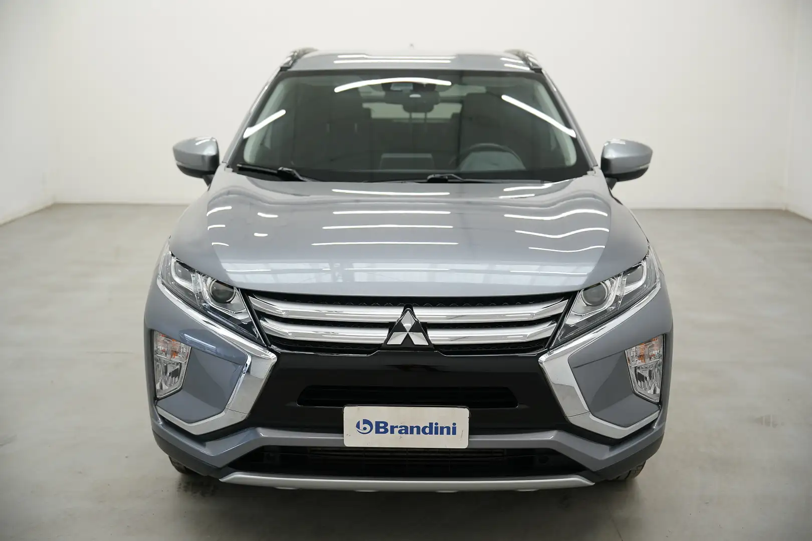 Mitsubishi Eclipse Cross 2.2  Instyle Grey - 2