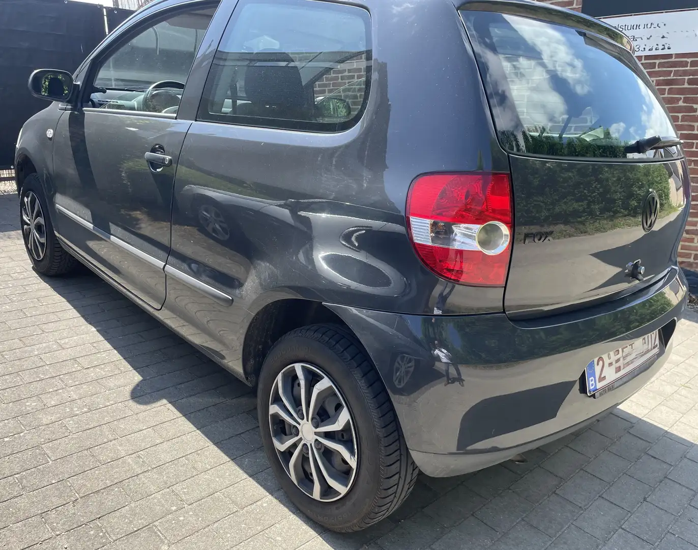 Volkswagen Fox 1.2i Fox 10/2006 OK LEZ  Prêt à immatriculer Grigio - 1