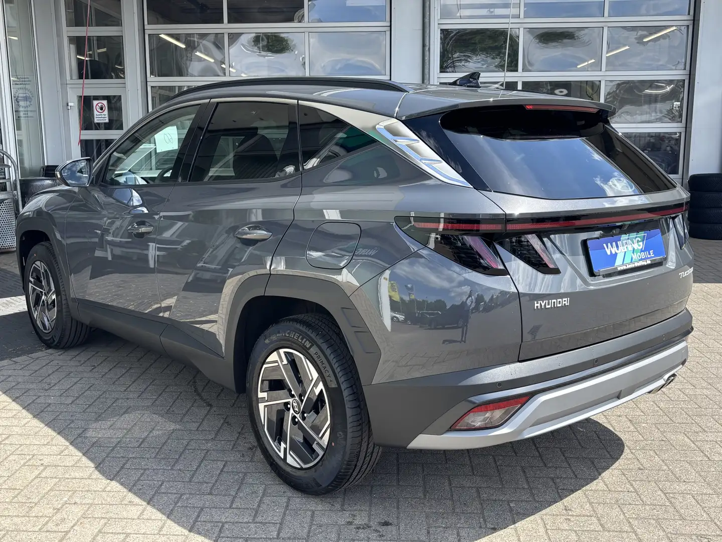 Hyundai TUCSON 1.6T-GDI-DCT MHEV Design LED Navi ACC RFK Gris - 2