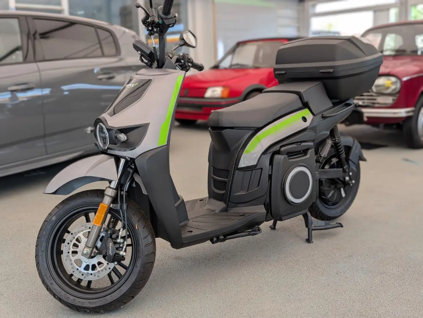 Silence S02 A Grau - 2