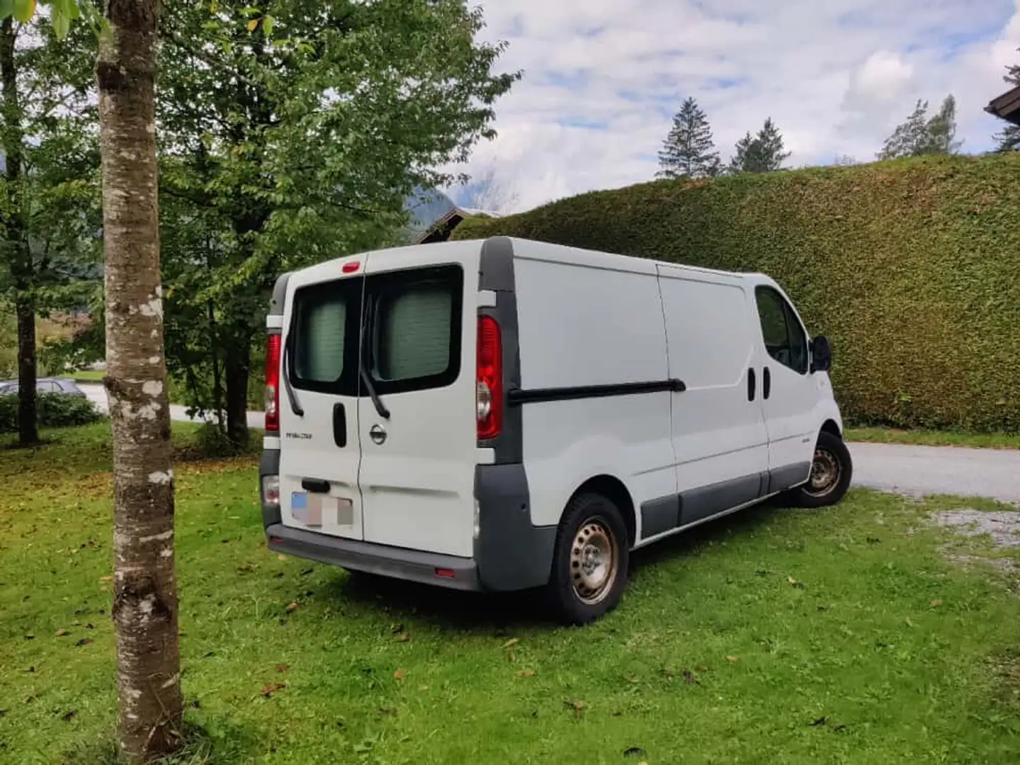 Nissan Primastar Primastar Business L1H1 2,0 DCI 2,7t LE Business Weiß - 2