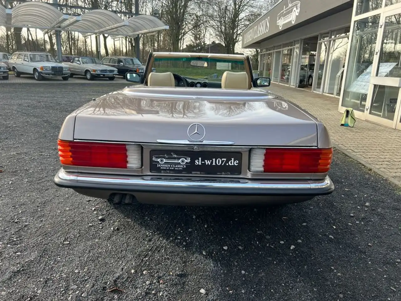 Mercedes-Benz SL 560 Impala / Beige, foto 5
