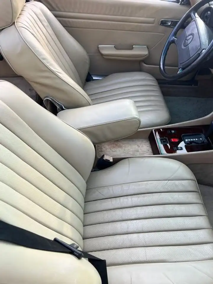 Mercedes-Benz SL 560 Impala / Beige, foto 9