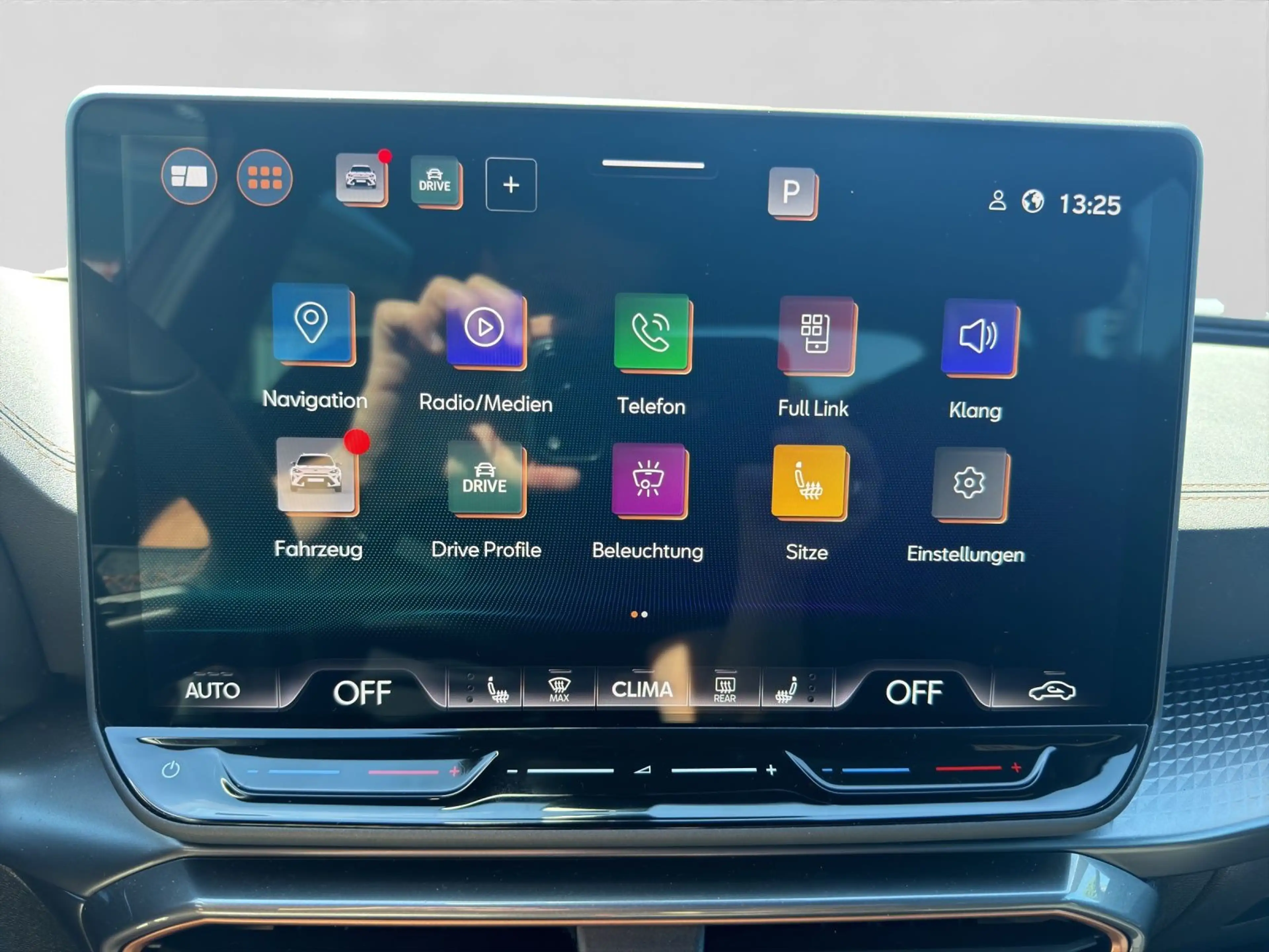 CUPRA Formentor 1.5 eTSI DSG NAVI ACC PARKLENK SITZH — photo 14