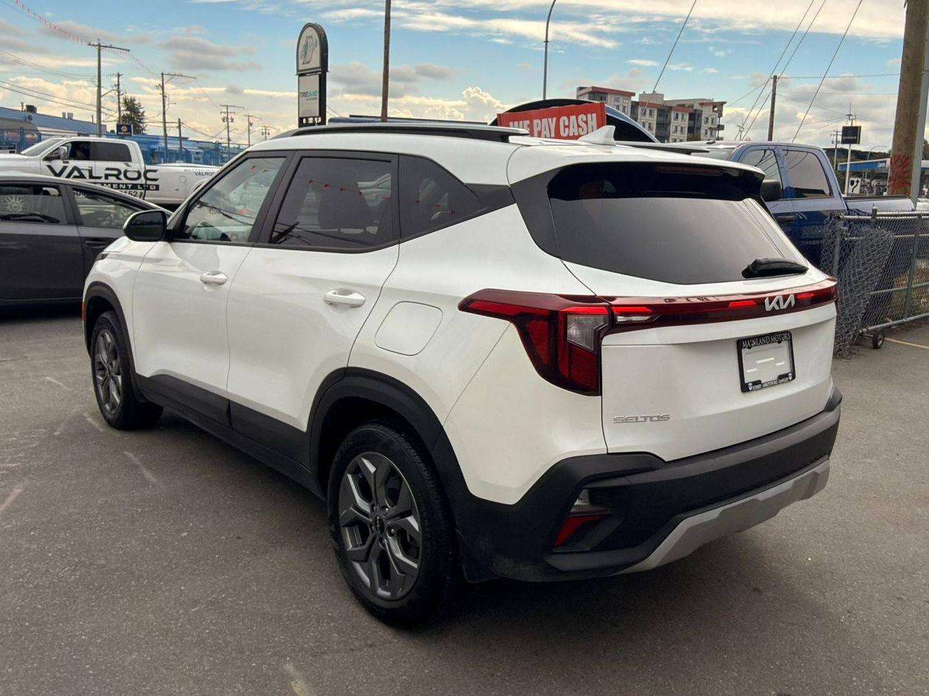 2026 Kia Seltos — view 7