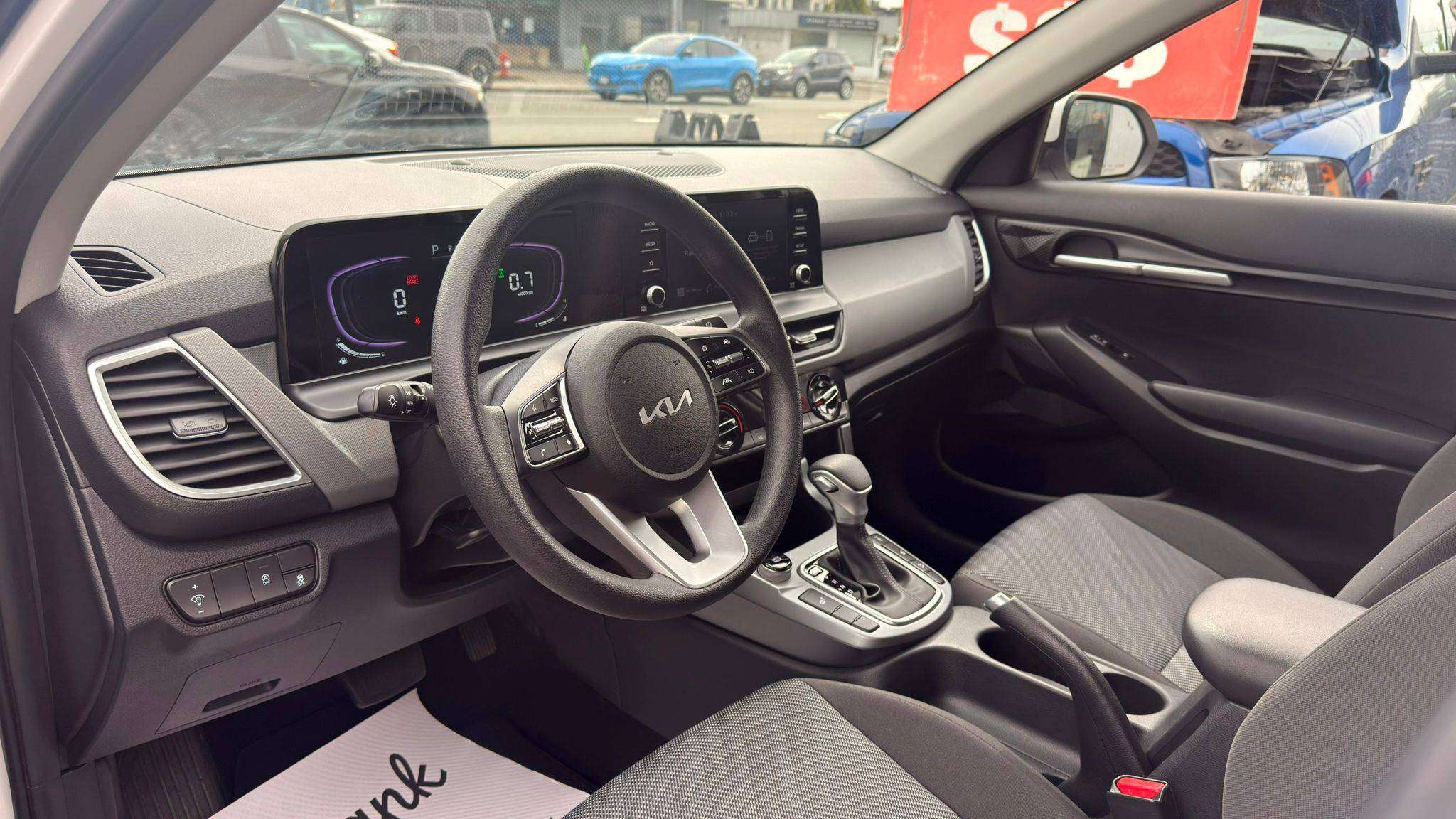2026 Kia Seltos — view 9