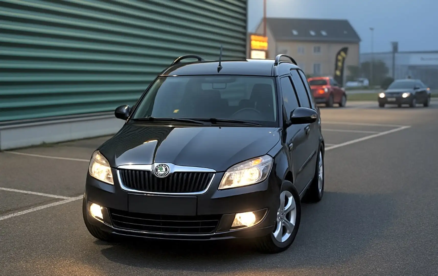 Skoda Roomster Free 1,2 MIT PICKERL - 2