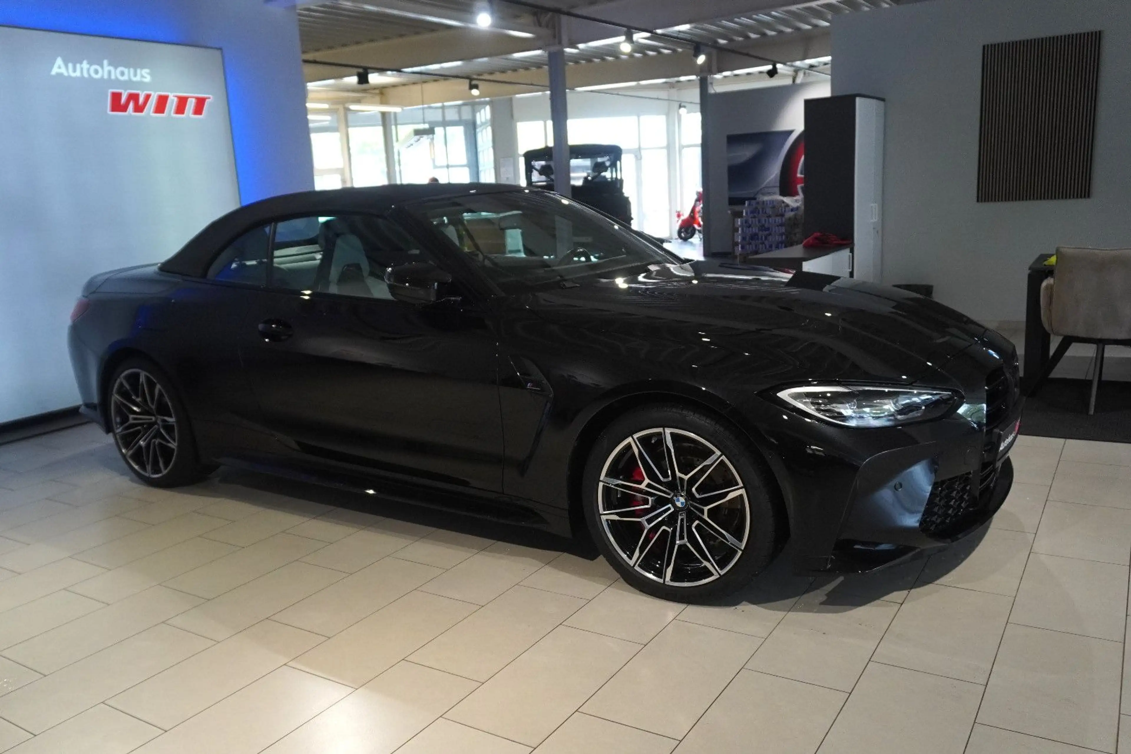 BMW M4 Competition Cabrio   ~HUD~Har&Kar~Deut Fhzg~ — photo 6