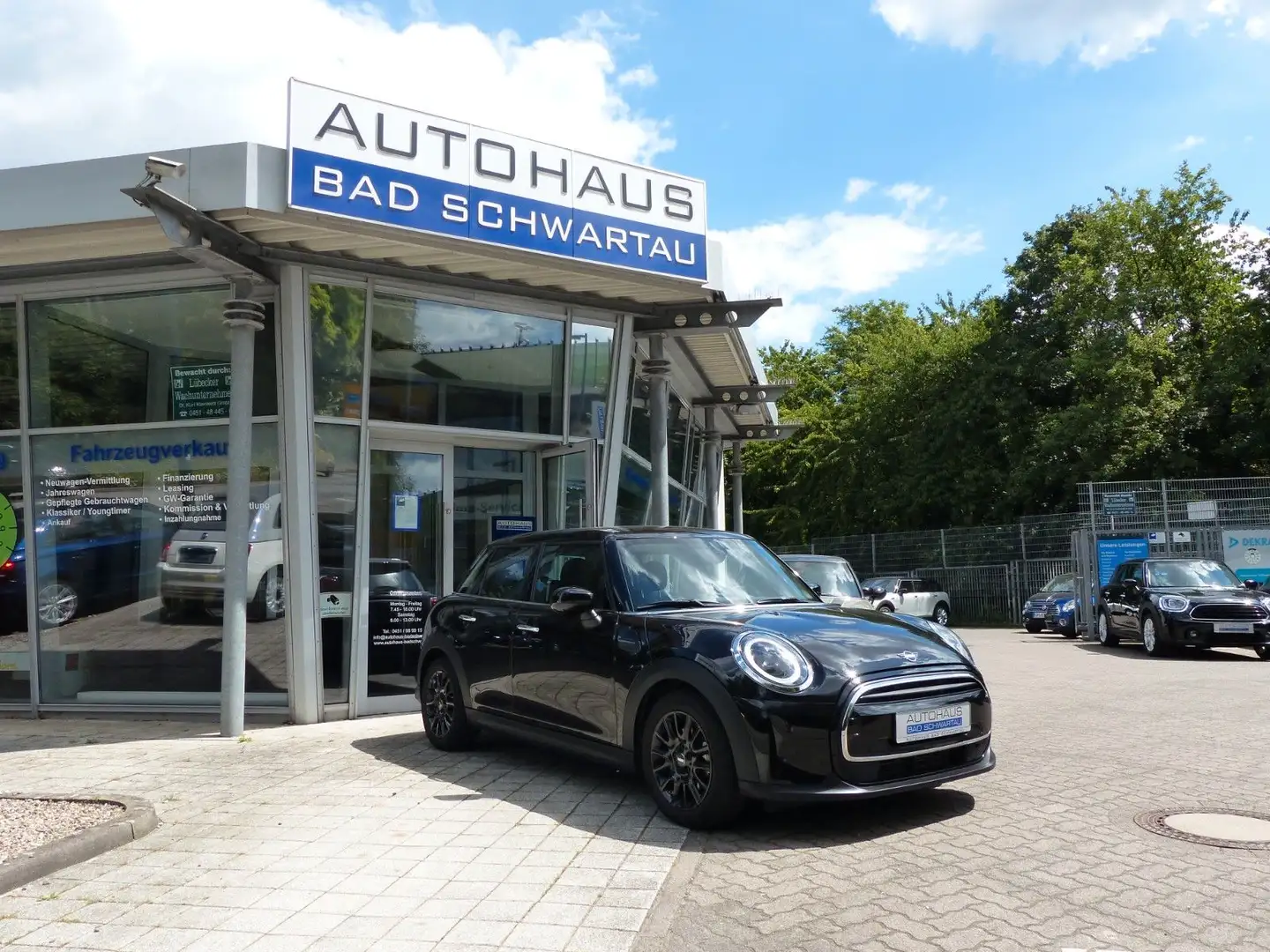 MINI One One Lim. 5-türig "Blackyard" aus erster Hand Noir - 1