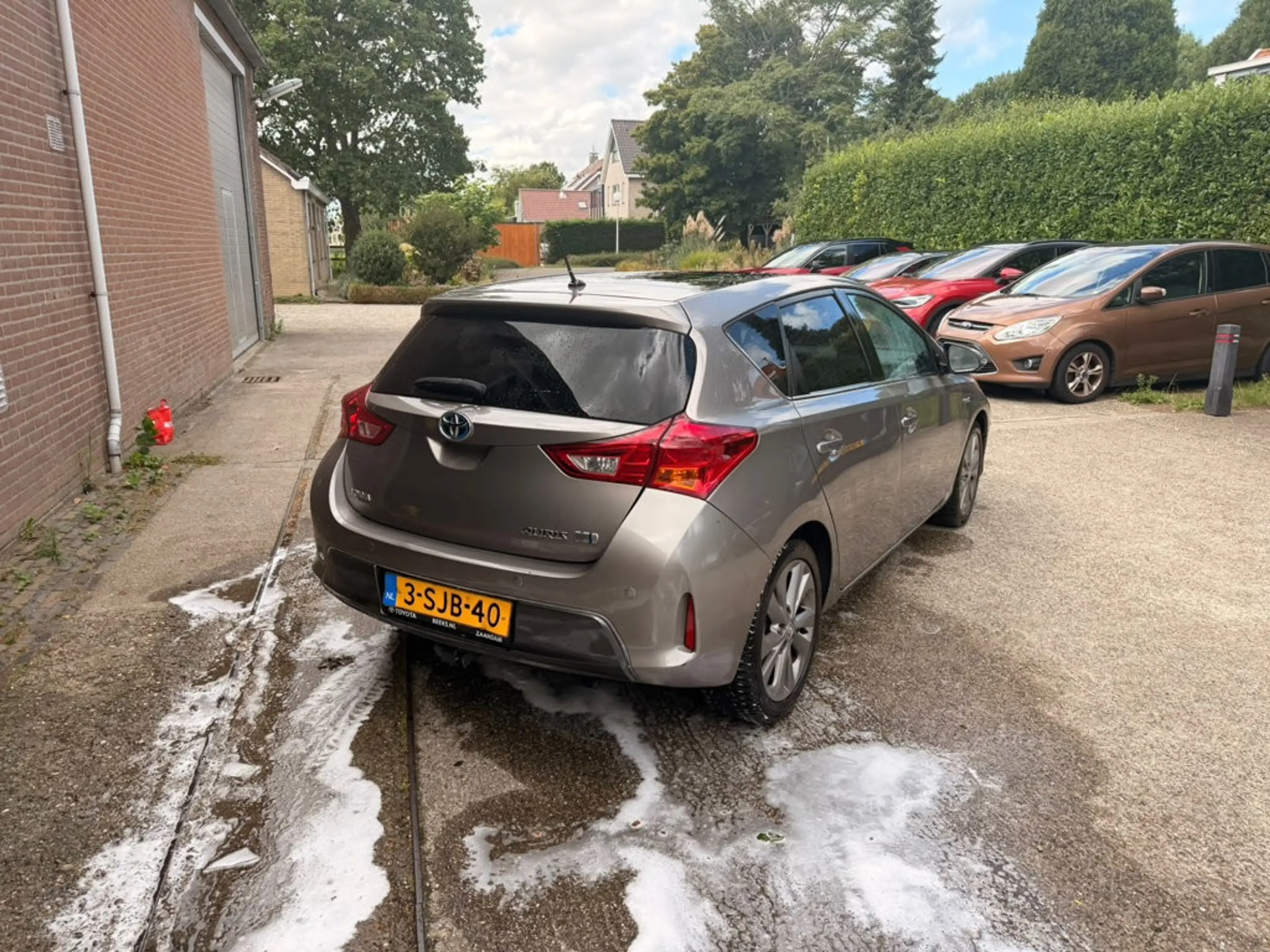 Toyota Auris 1.8 Hybrid Lease Pro — photo 2