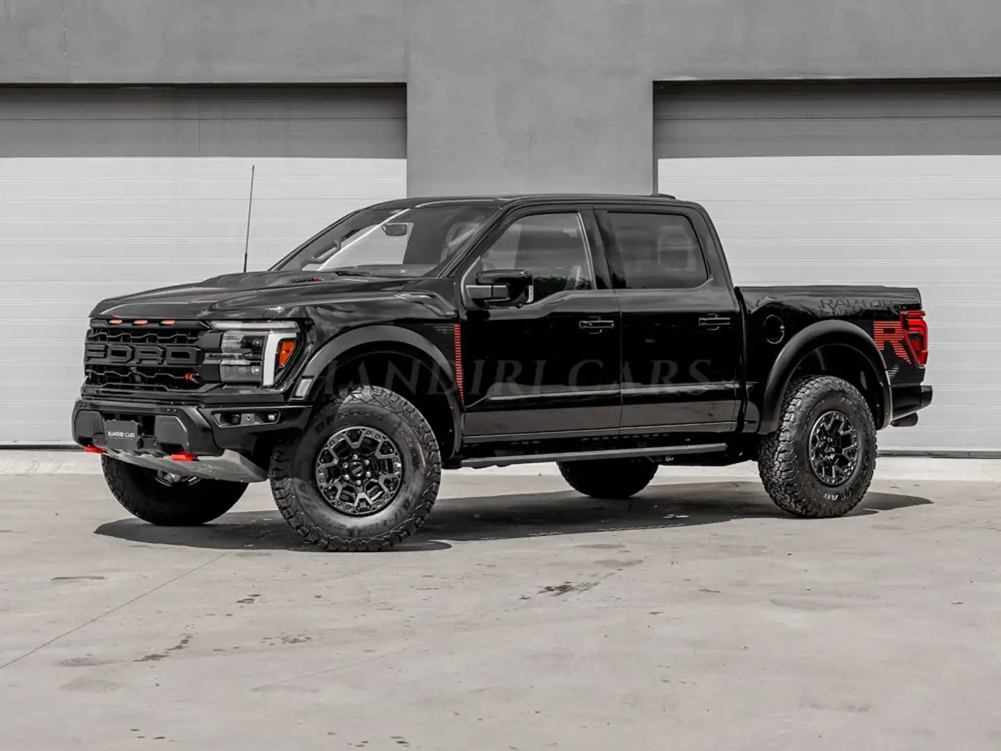 Ford F 150 2025 Raptor R € 153500 +5.2L SUPERCHARGED V8 Zwart - 1
