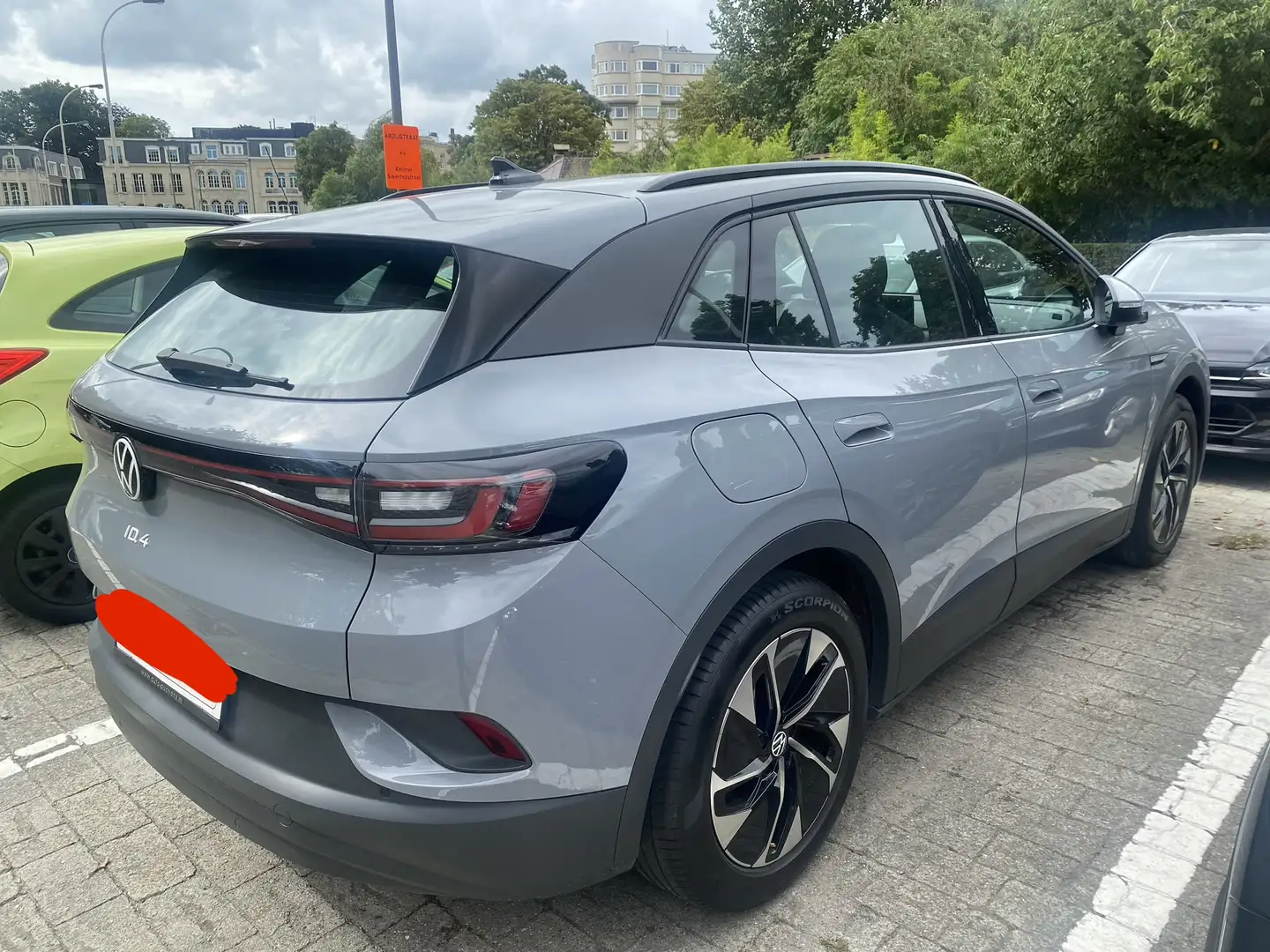 Volkswagen ID.4 Pure - 2