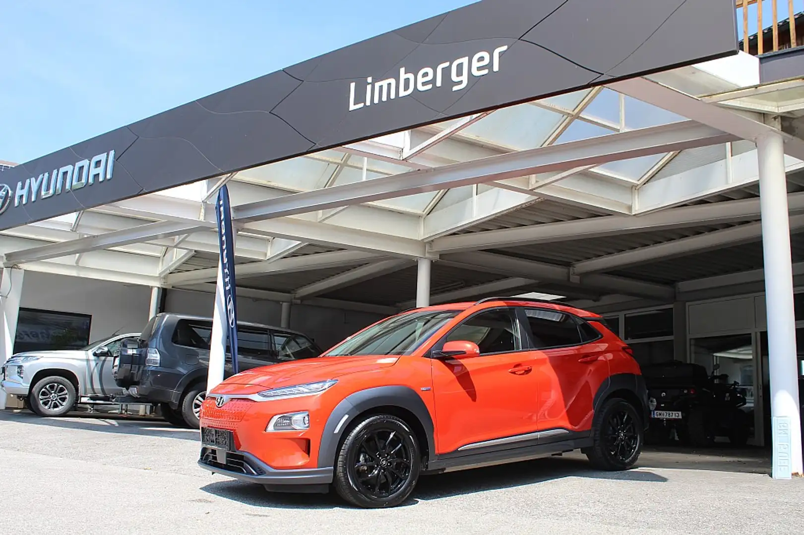 Hyundai KONA Elektro 64kWh Level 4 Orange - 1