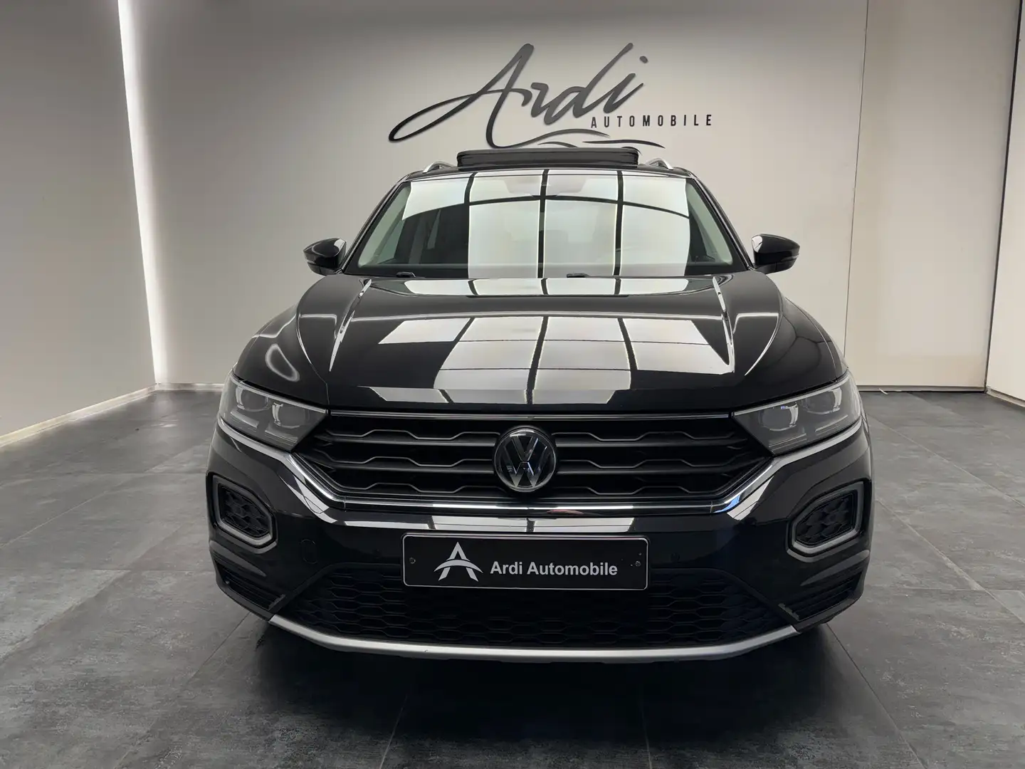 Volkswagen T-Roc 1.6 TDi *CARPLAY*TOIT OUV*1ER PROPRIO*GARANTIE* Zwart - 2