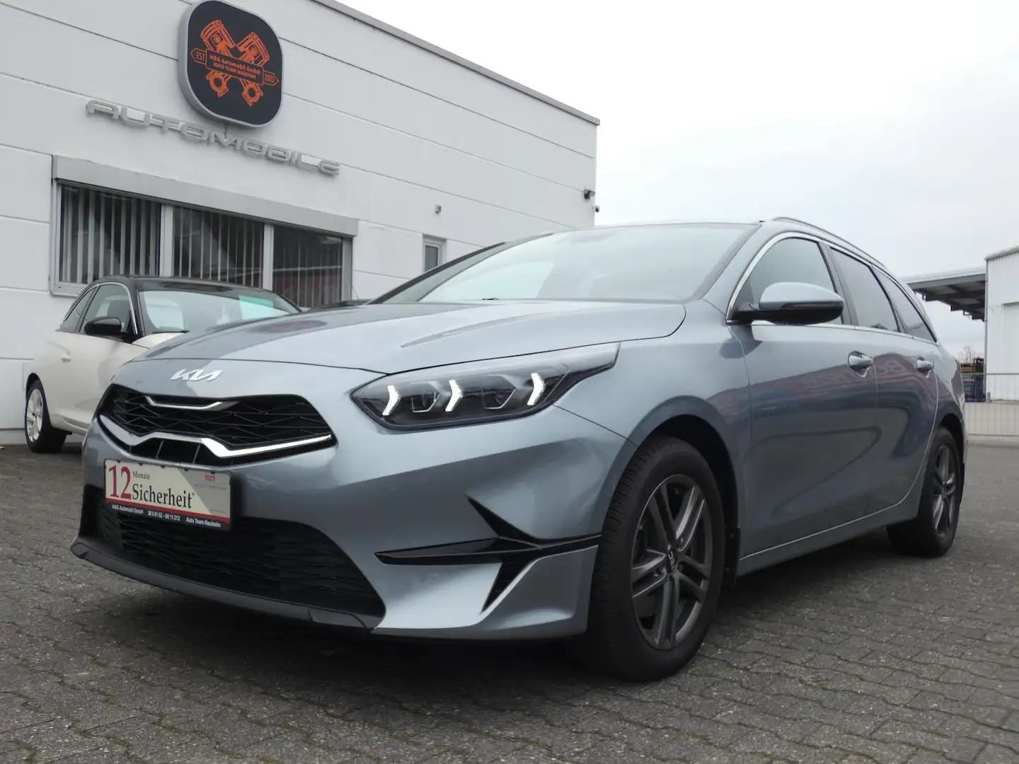 Kia Ceed SW / cee'd SW cee´d Sportswagon 1,5 Vision *KLIMA*CARPLAY*SHZ* Grau - 1