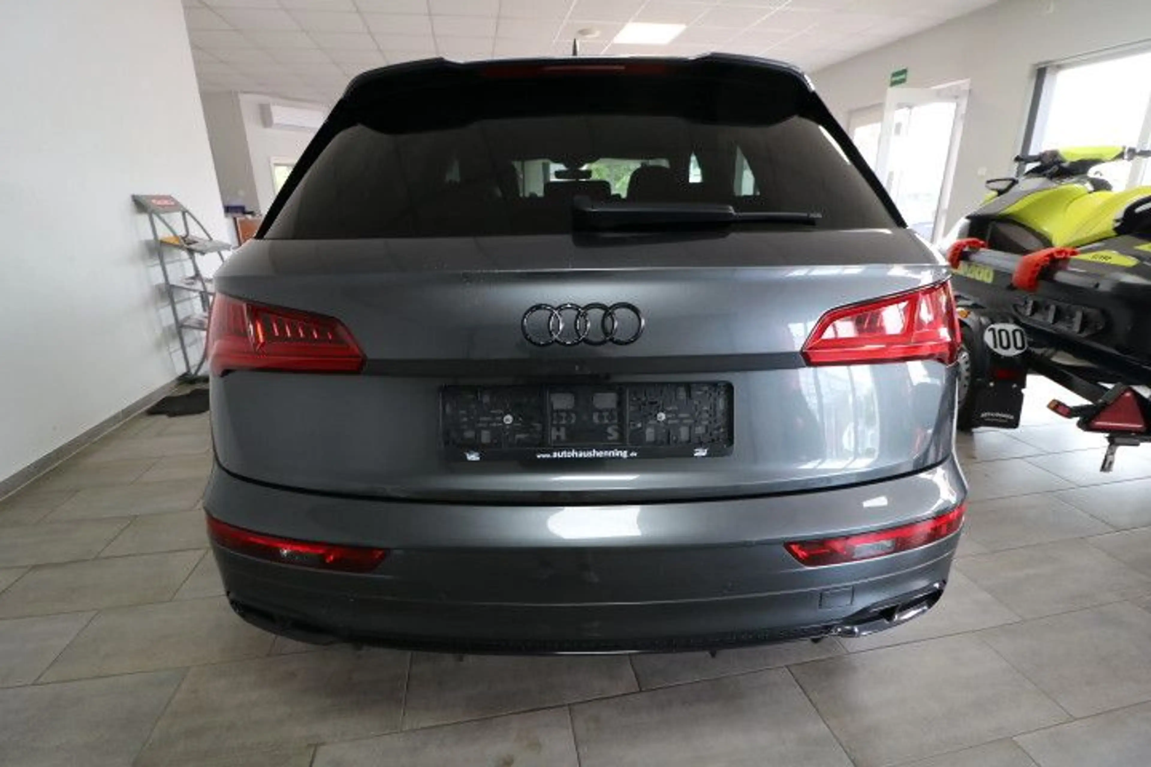 Audi SQ5 3.0 TDI quattro — photo 4