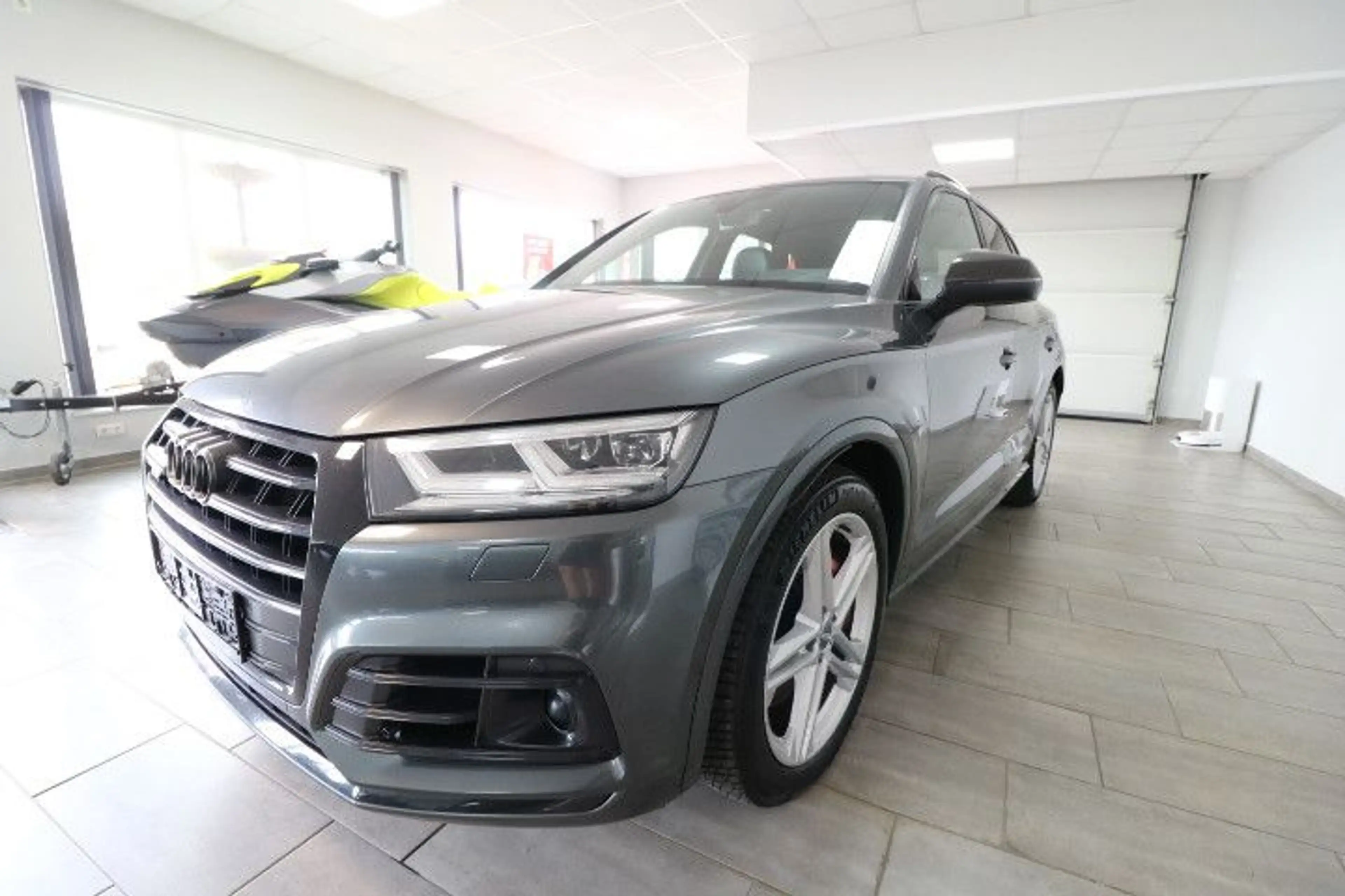 Audi SQ5 3.0 TDI quattro — photo 7