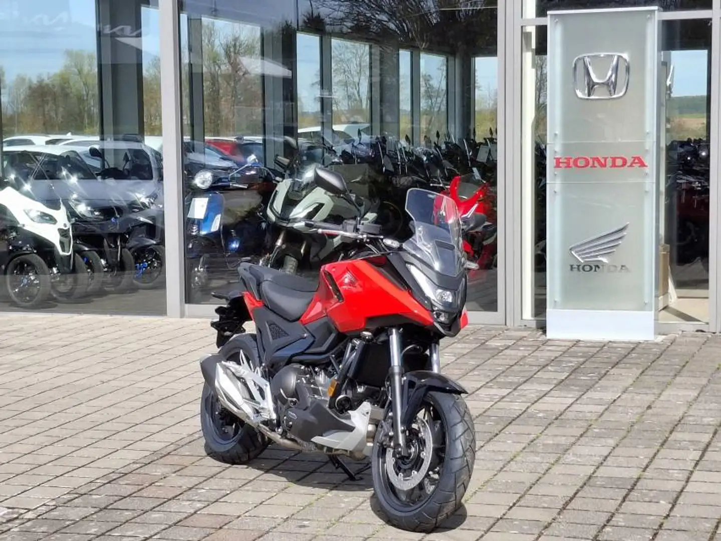 Honda NC 750 NC750X DCT Rot - 1