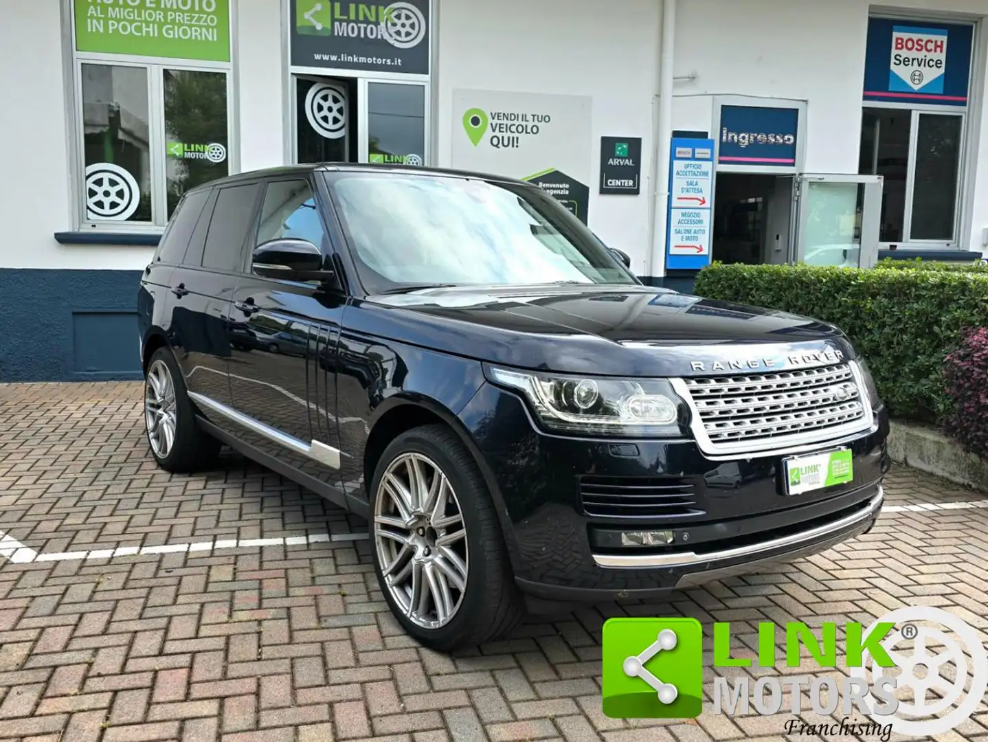 Land Rover Range Rover 4.4 SDV8 Vogue Schwarz - 1