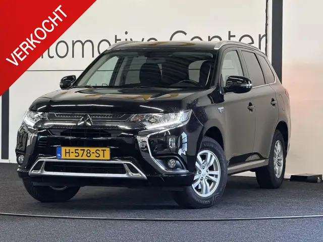 Mitsubishi Outlander 2.4 PHEV Pure | CAMERA | STOELVERWARMING | KEYLESS